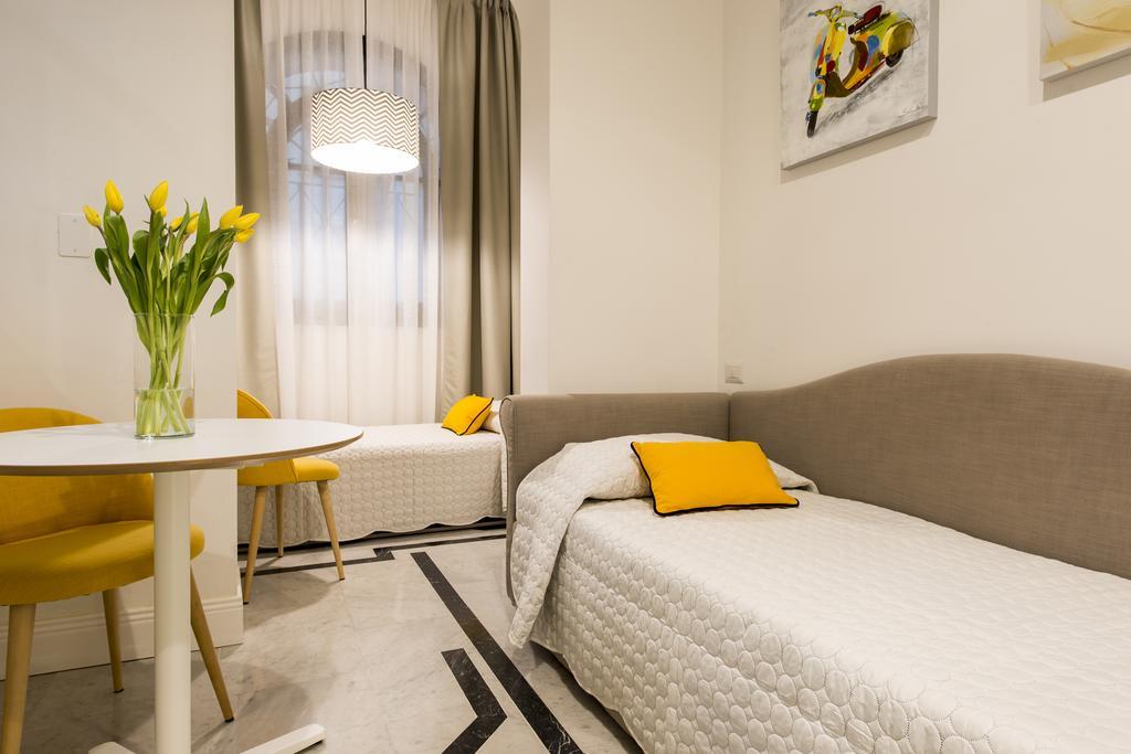 Suite Home Milano Fiera Exterior photo